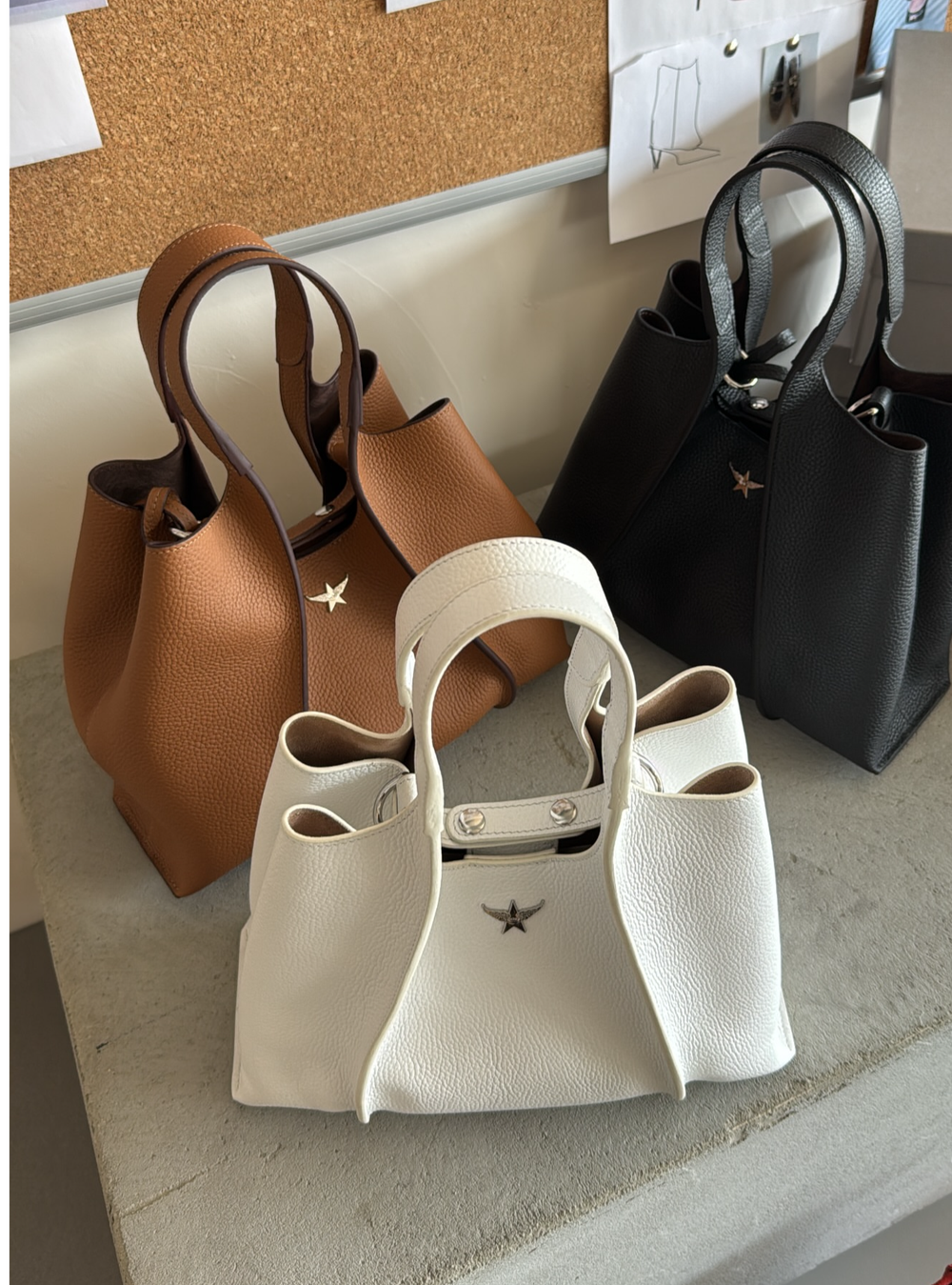 Сумка из натуральной кожи LOLABAG