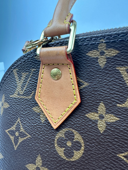 Сумка Louis Vuitton Alma BB