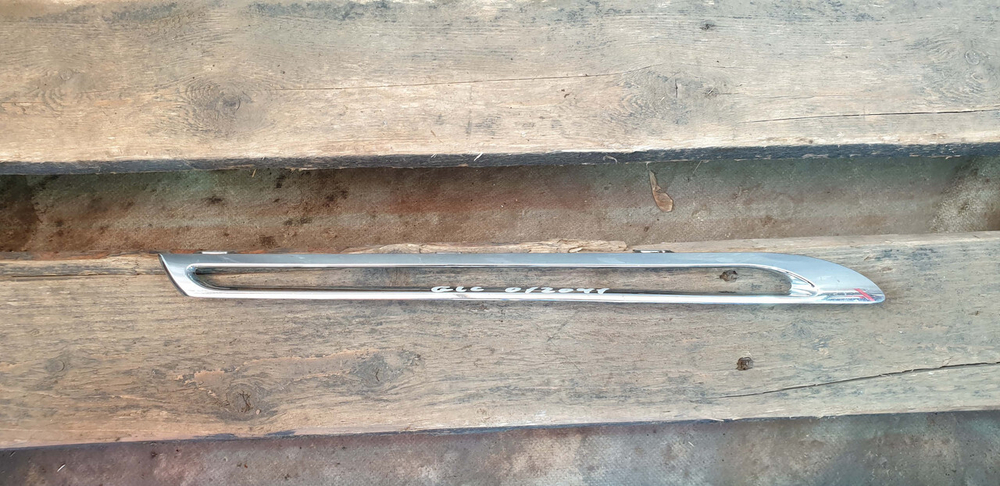 Молдинг решетки радиатора Mercedes GLC (X253) 15-19 Б/У Оригинал A2538880485