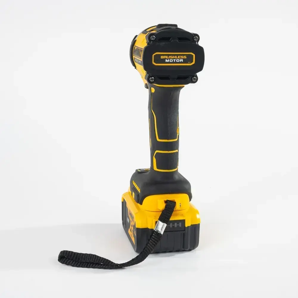 Dewalt, винтоверт аккумуляторный, DCF850, от аккумулятора, 18 В, 206 Нм, 2 акб