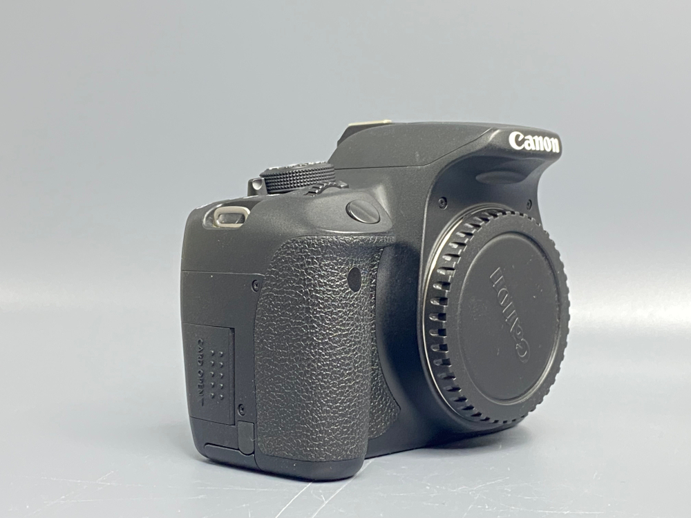 Canon EOS 700D 100 кадров