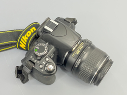 Nikon D3100 kit 18-55mm 1600 кадров