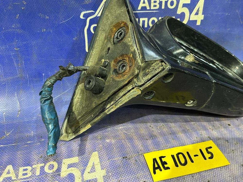 Зеркало правое TOYOTA MARINO 1993