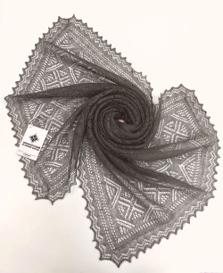 Оренбургский пуховый палантин А16070-03 серый