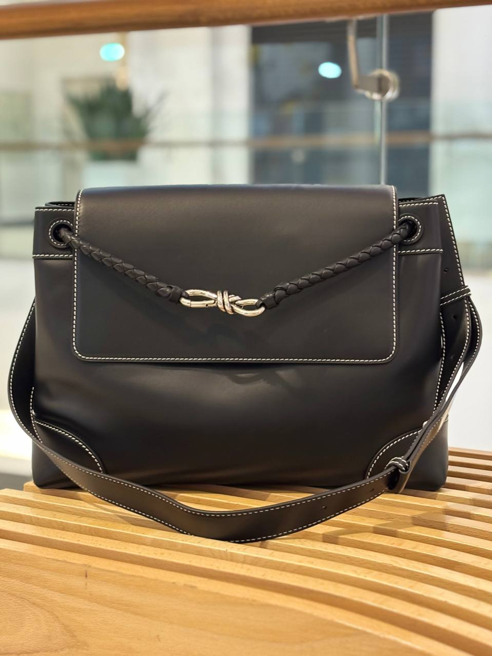 Сумка-мессенджер Bottega Veneta