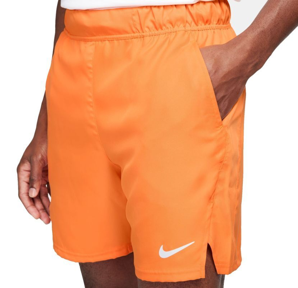 Мужские теннисные шорты Nike Court Dri-Fit Victory Short 7in - bright mandarin/white