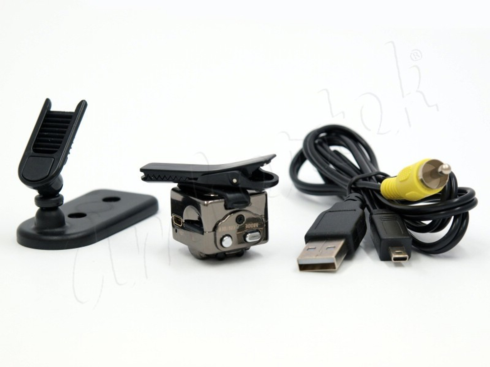 Мини видеокамера Ambertek SQ8