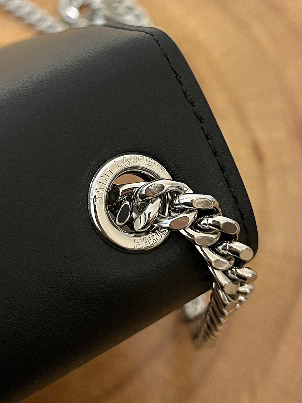 KATE MEDIUM C ЦЕПНЫМ РЕМЕШКОМ