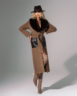 Женское шерстяное пальто с мехом бобра