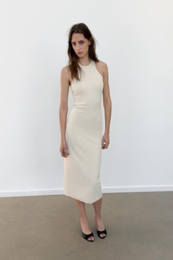 ZARA ЭЛАСТИЧНОЕ ПЛАТЬЕ С ГОРЛОВИНОЙ ХАЛТЕР, ЭКРЮ