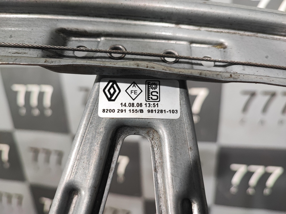 Стеклоподъемник задний правый мех. Renault Clio 3 05-14 Б/У Оригинал 8200291155