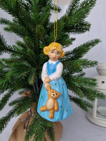 Девочка с мишкой ёлочная игрушка из фарфора