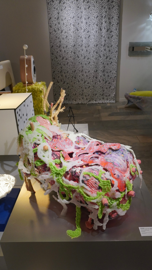 Кресло "Перерождение яблока"