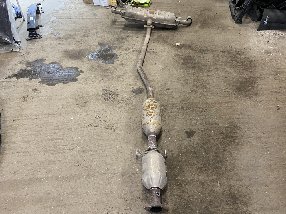 Глушитель катализатор Mazda CX-5 2 (KF) 17-22 Б/У Оригинал PE6T2055X