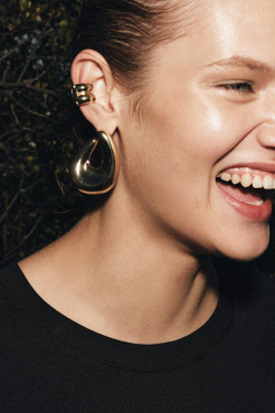 ZARA НАБОР СЕРЕГ-КОЛЕЦ И СЕРЬГИ-КАФФА, ЗОЛОТИСТЫЙ