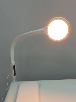 Лампа для наращивания ресниц на струбцине LED