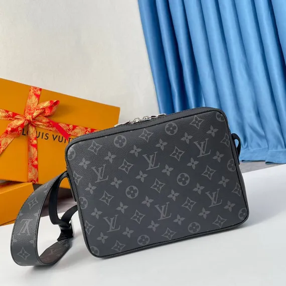 Сумка-мессенджер Louis Vuitton Outdoor, черный