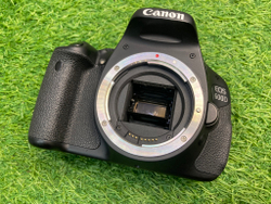 Canon 600D Kit 18-55mm 3.5-5.6 IS II 15.700 кадров