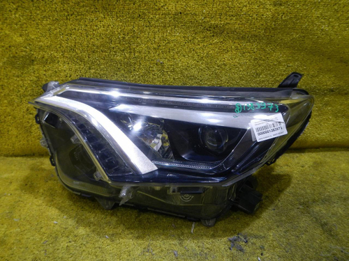 Битая Фара левая Toyota Rav 4 CA40 (2015-2019) LED