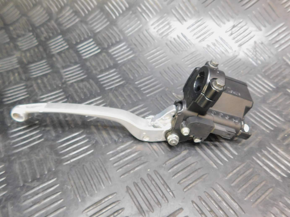 Цилиндр сцепления 22 мм