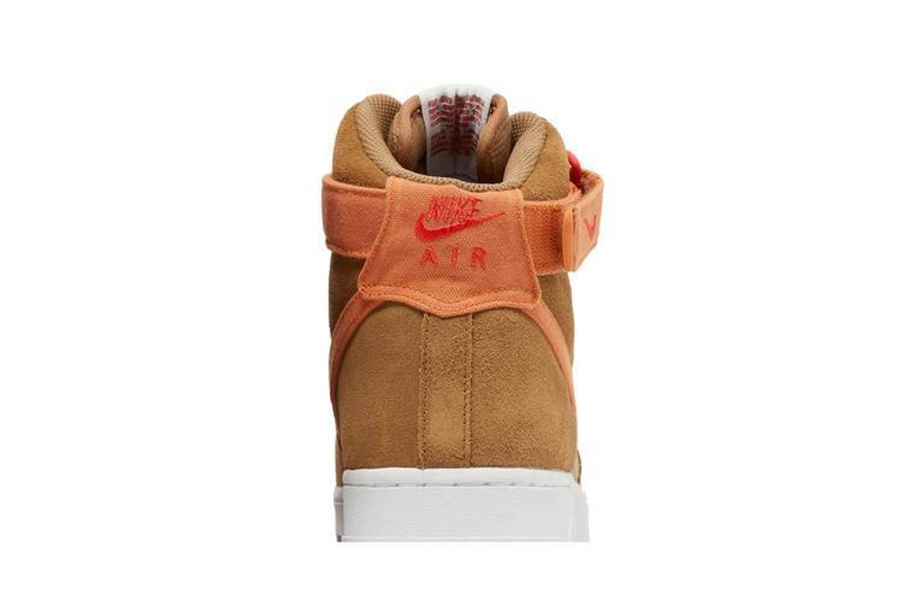 Кроссовки Nike Air Force 1 07 Lx