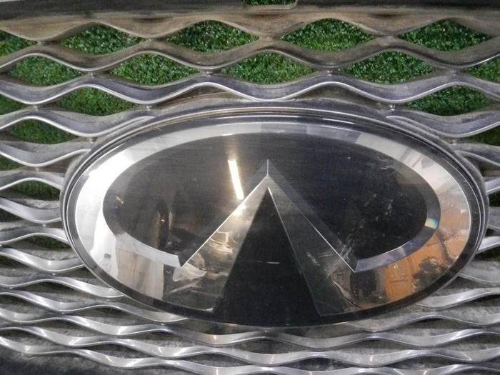 Решетка радиатора Infiniti QX50 2 (2017-н.в.)