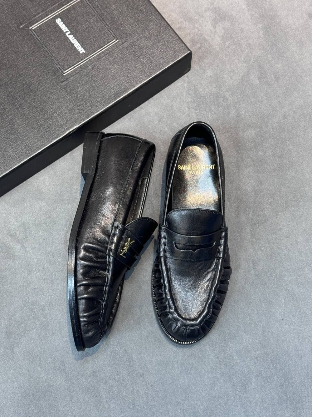 Лоферы Yves Saint Laurent