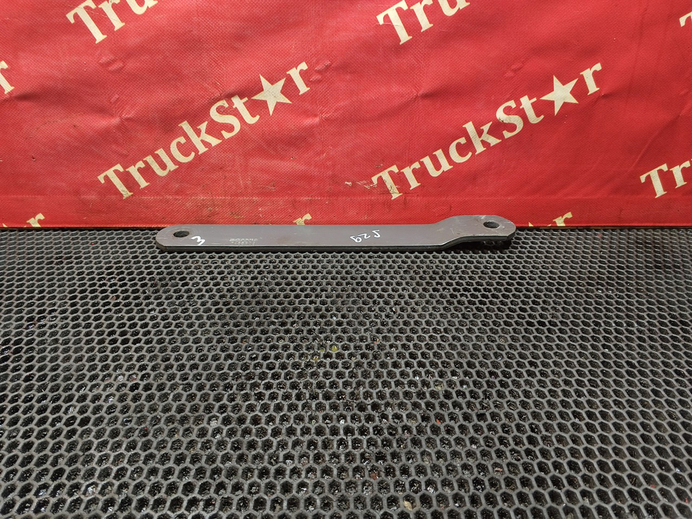 Стойка переднего стабилизатора