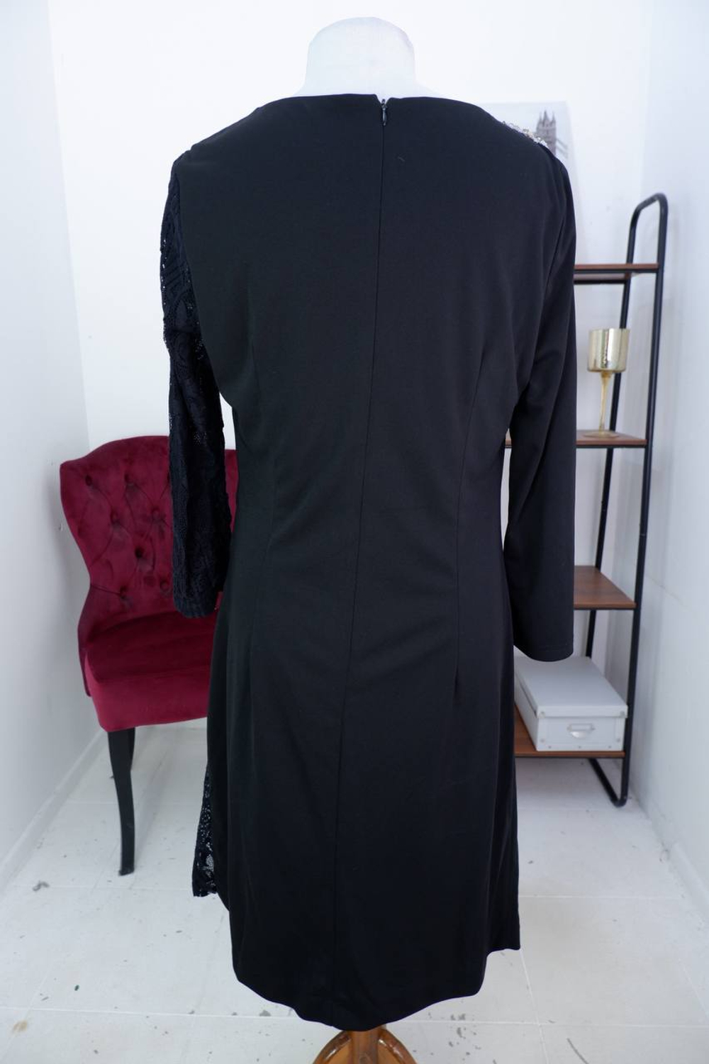 Платье Elena Viare красивое, визуально на 46/48 размер