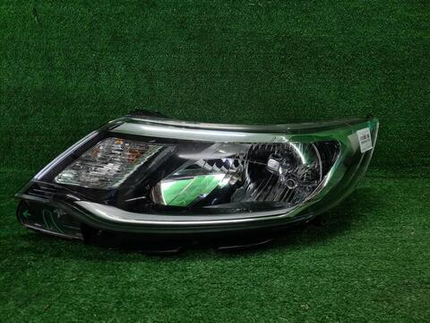 Фара левая KIA Rio 3 QB (2015-2017) галоген