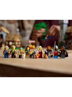 Конструктор Средневековая городская площадь 3304 детали