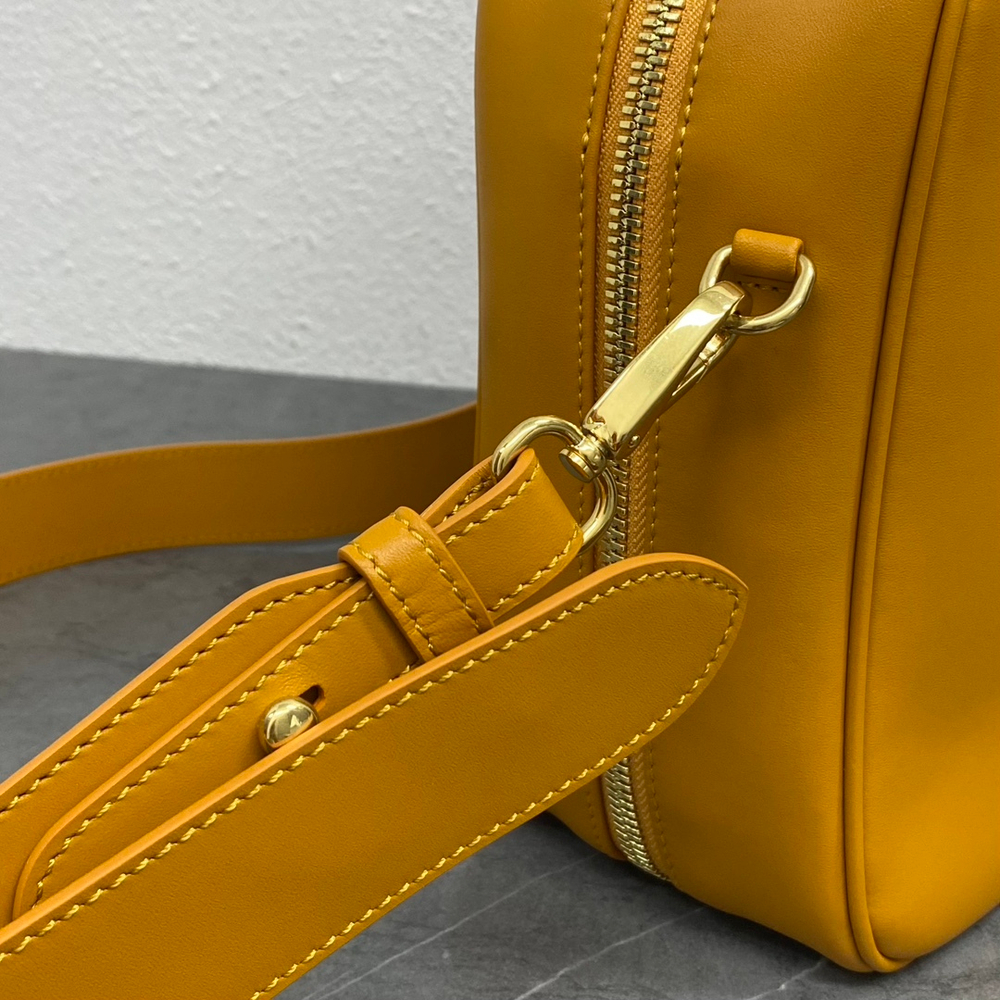 Miu Miu Leather Beau Bag 34 cm
