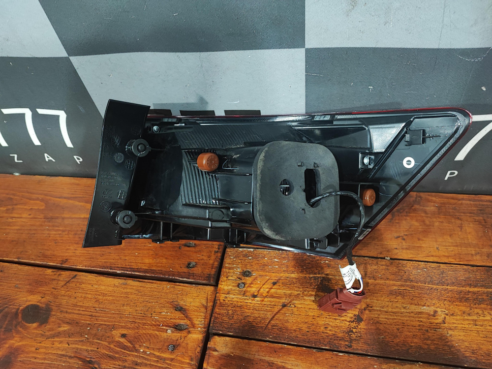 Фонарь задний левый Volkswagen Taos 20-нв Б/У Оригинал 2GL945095A