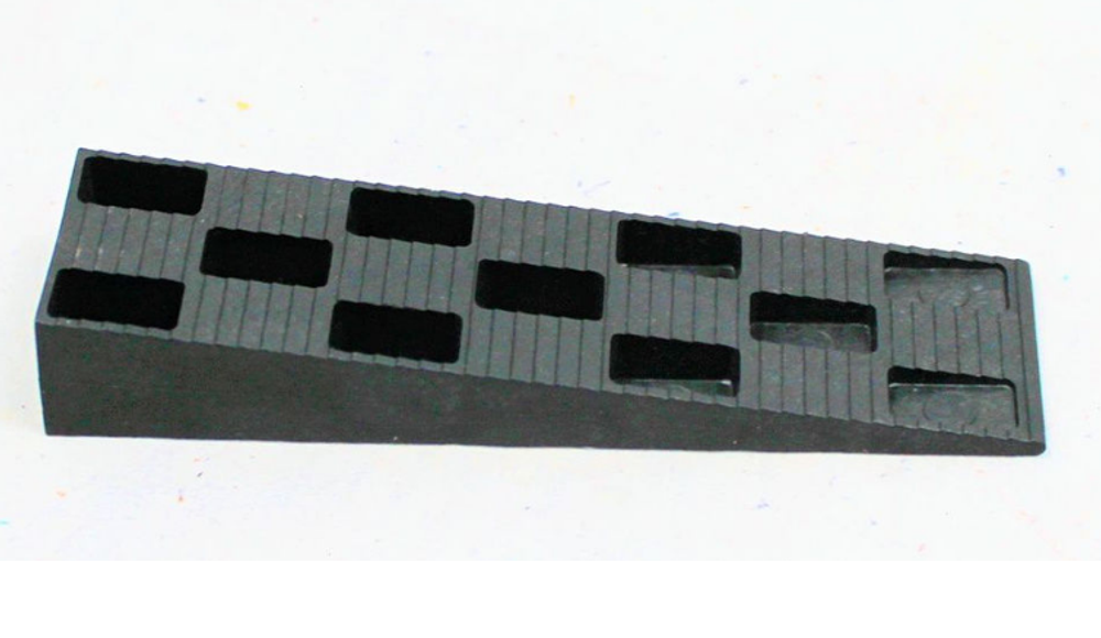 Клин монтажный 115*30*19 (600шт/уп)