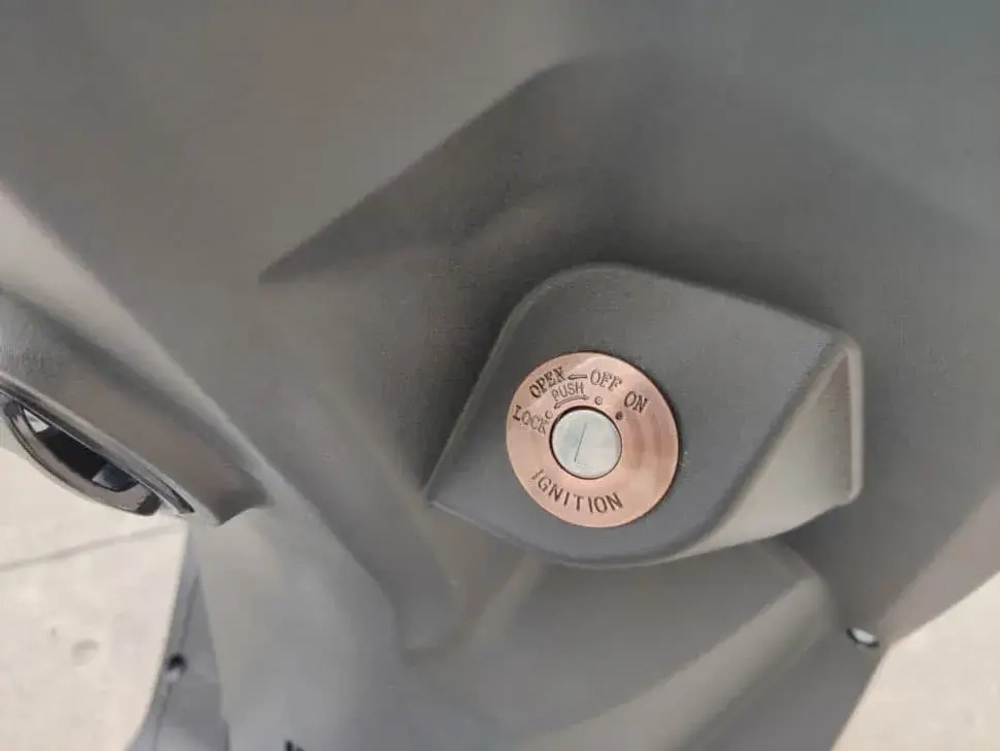 Электроскутер Green Camel Инфинити (72V 1500W R10)