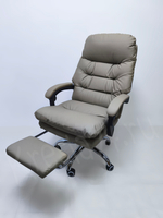 Кресло руководителя из эко кожи. Бежевый цвет
