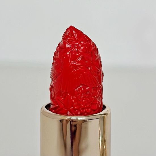 Помада для губ красная с зеркальцем