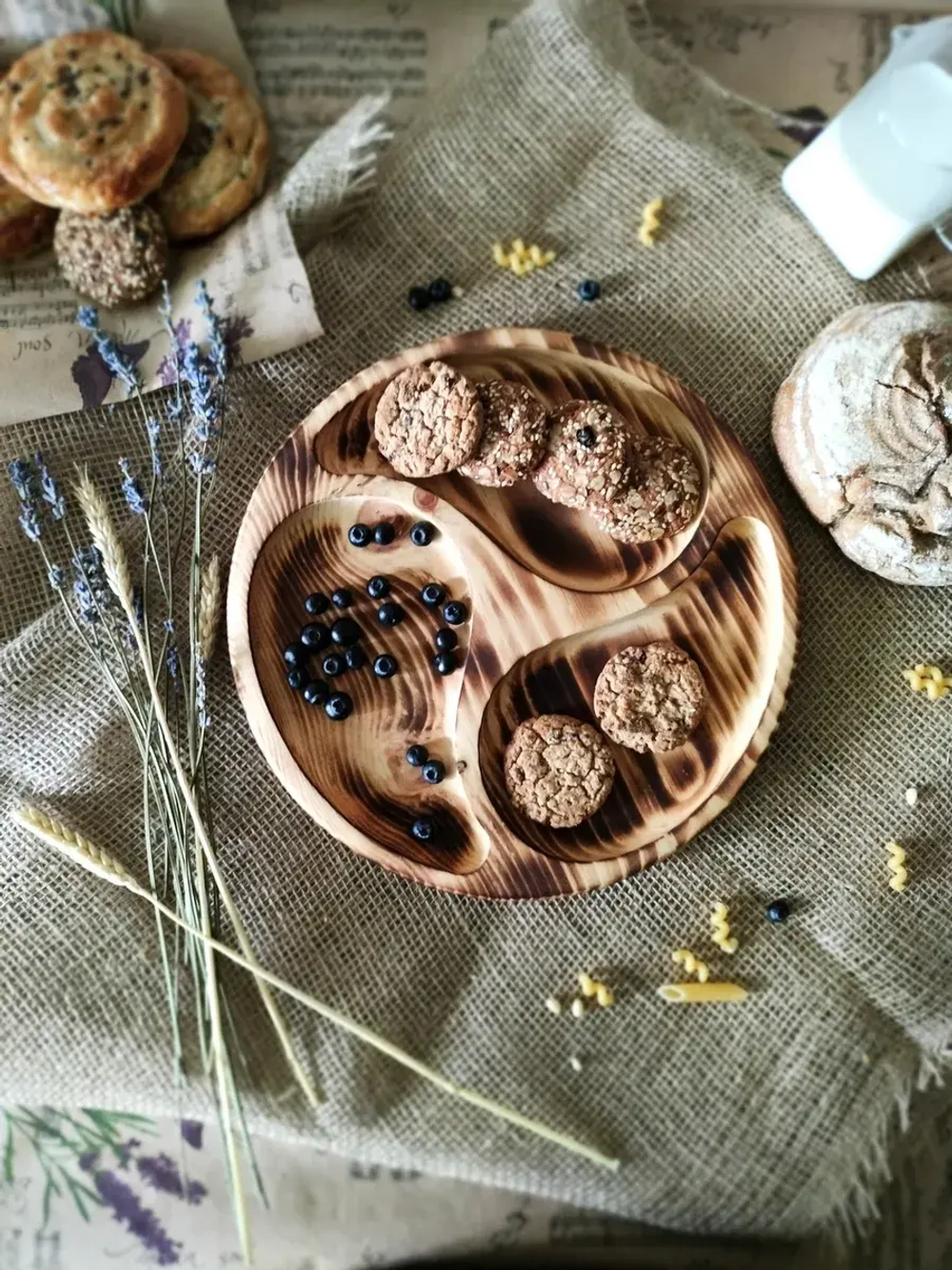 Менажница деревянная сервировочная из кедра для подачи