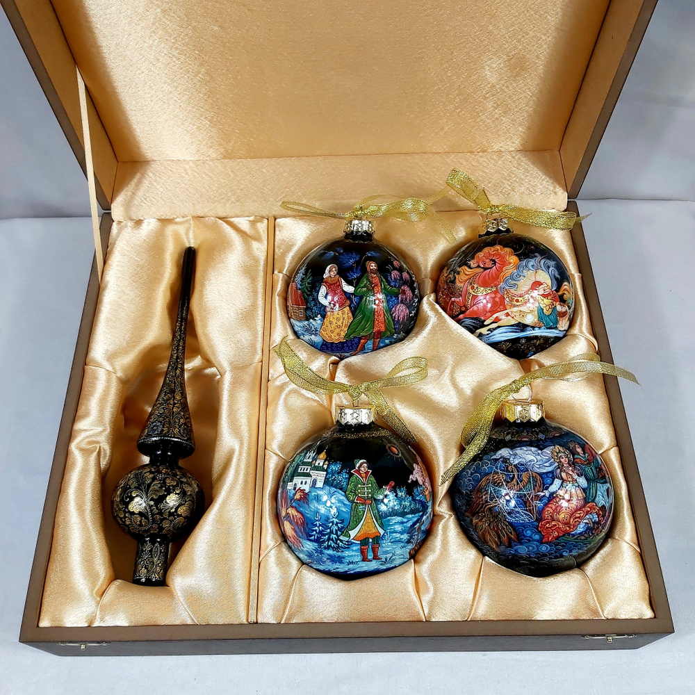 Сувенирный набор из 4-х новогодних шаров и верхушки с ручной росписью Палех "Сказки"