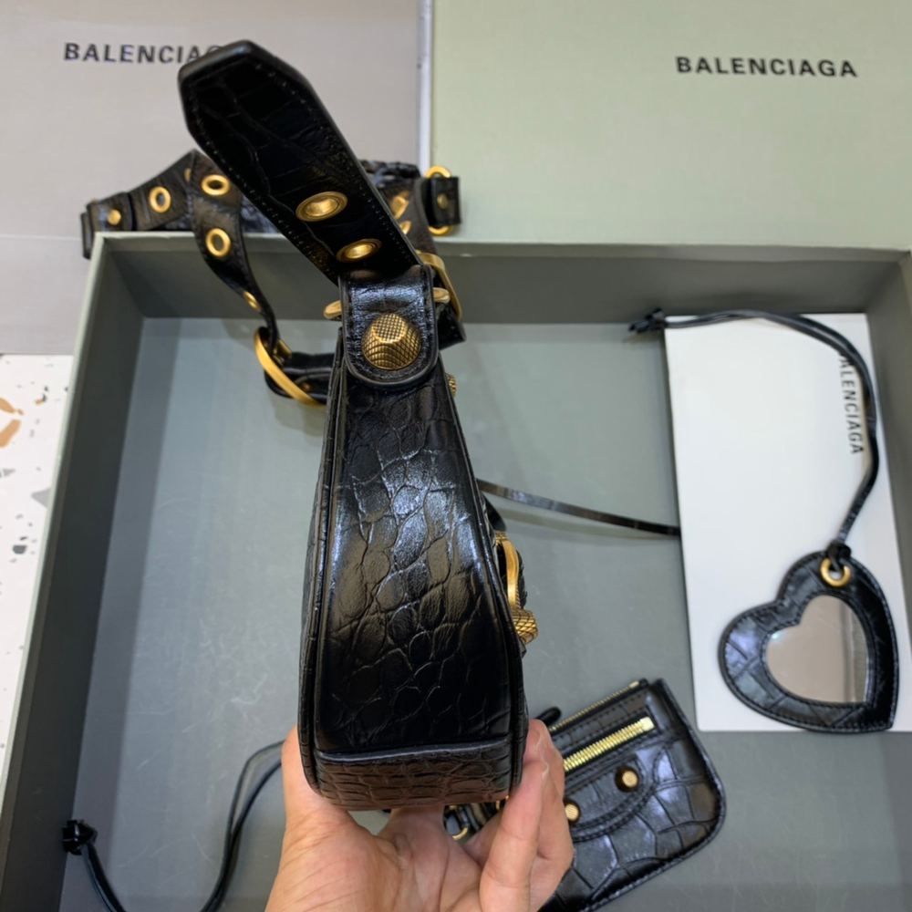 Balenciaga Le Cagole 26 cm