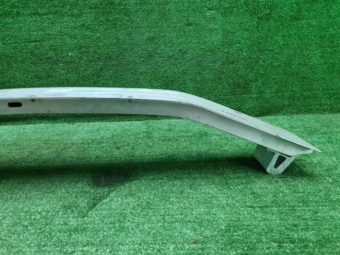 Усилитель передний Lixiang L7 (2022-н.в.)