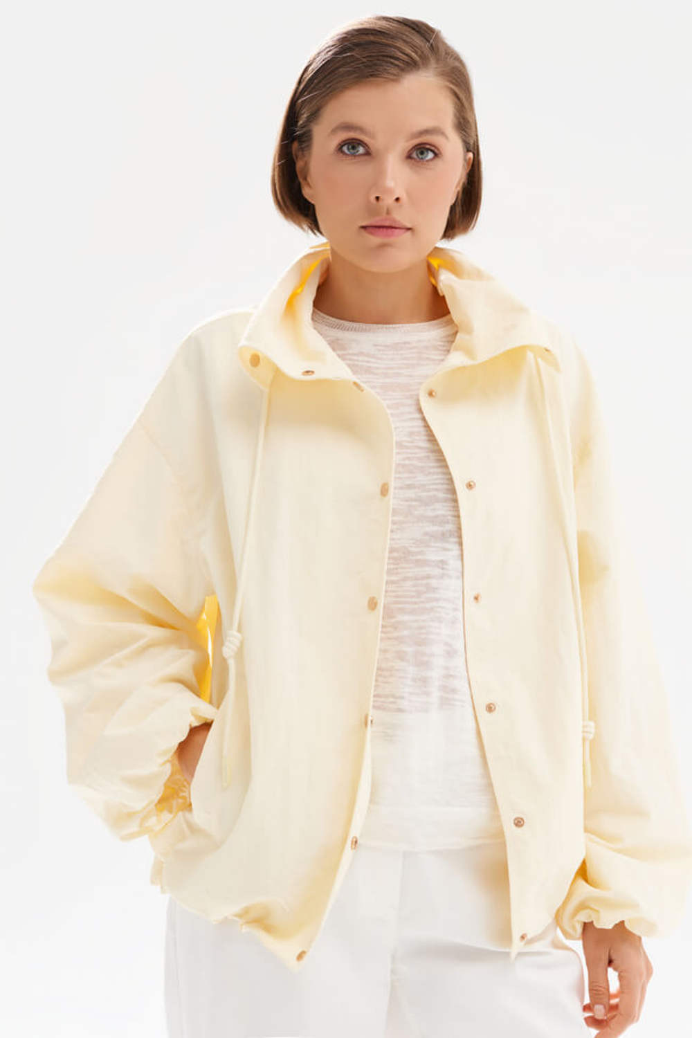 0118 Куртка женская (сливочный)