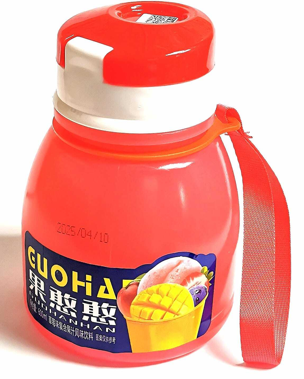Напиток с кусочками фруктов Guohanhan Клубника 600 мл