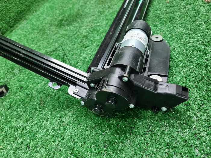 Шторка двери задняя Range Rover Vogue 5 L460 21-нв