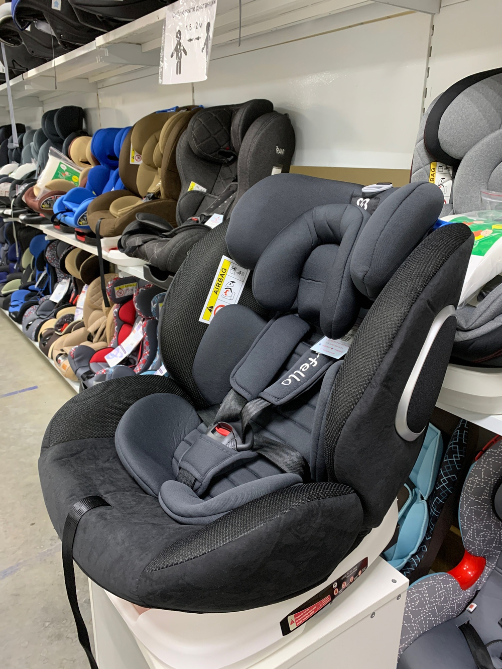 Автокресло детское Farfello ISOFIX YB102A черный Артикул: YBblck