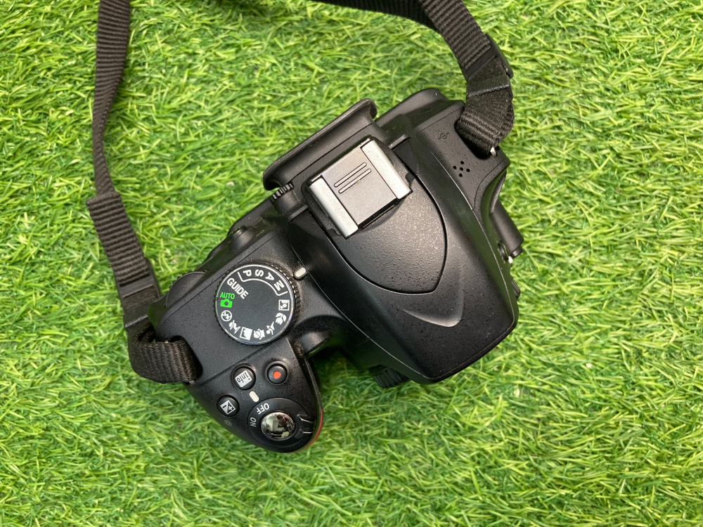 Nikon D3200 6.800 кадров