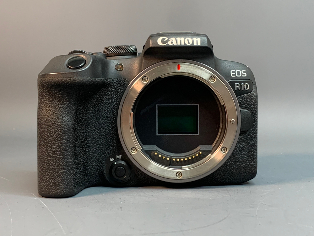 Canon EOS R10 Body 49.000 Кадров
