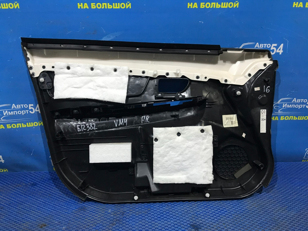 Обшивка двери SUBARU LEVORG 2014-2020