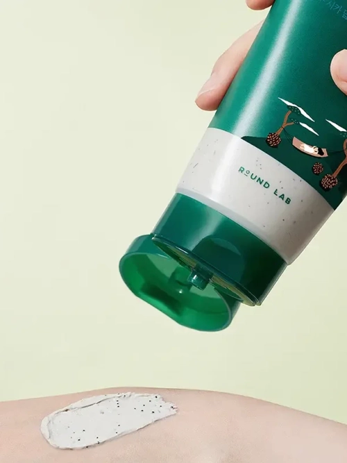 Round Lab Очищающая маска-пенка с экстрактом сосны и центеллы Cica Deep Pore Clay Mask Cleanser 150 мл