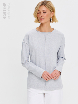 Легкий трикотажный лонгслив со швами наружу